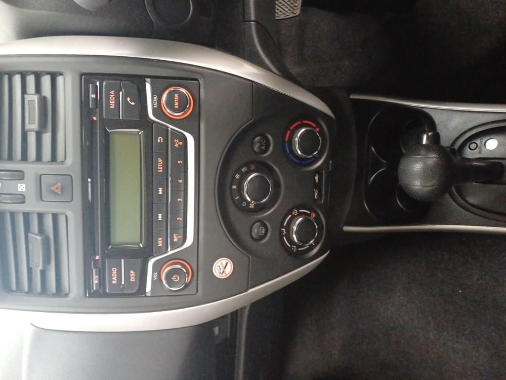 Nissan Almera 1.5 Acenta At