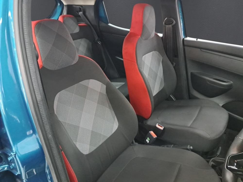 Renault Kwid 1.0 Techno