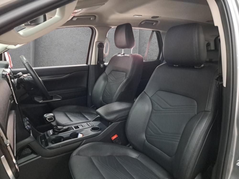 Ford Everest 2.0 Xlt 4X2 At