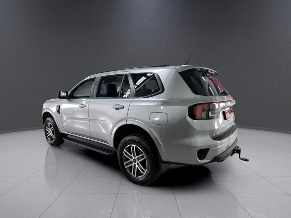 Ford Everest 2.0 Xlt 4X2 At
