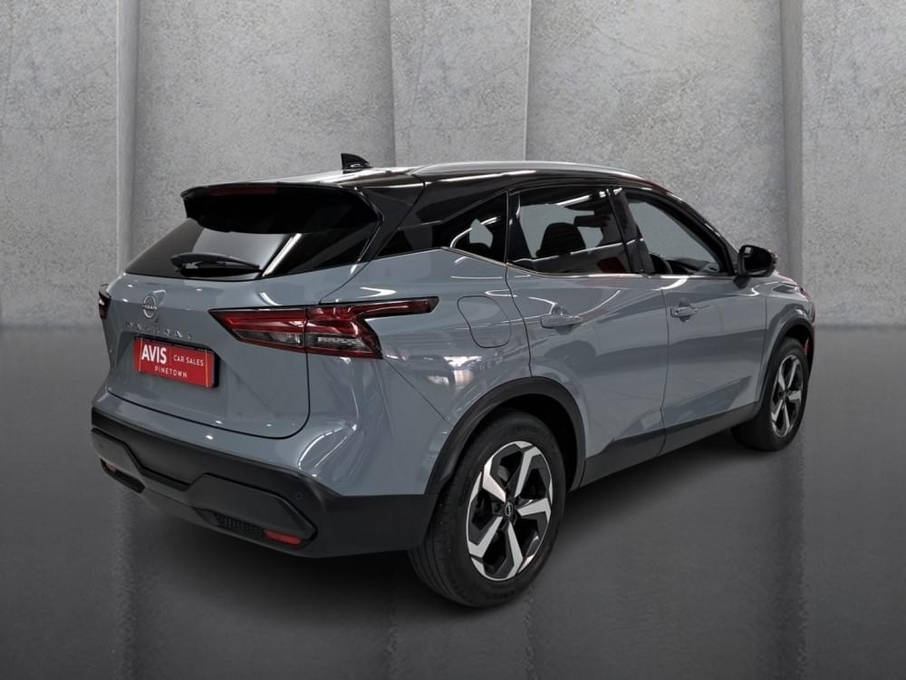 Nissan Qashqai 1.3T Acenta Xtronic 2-Tone