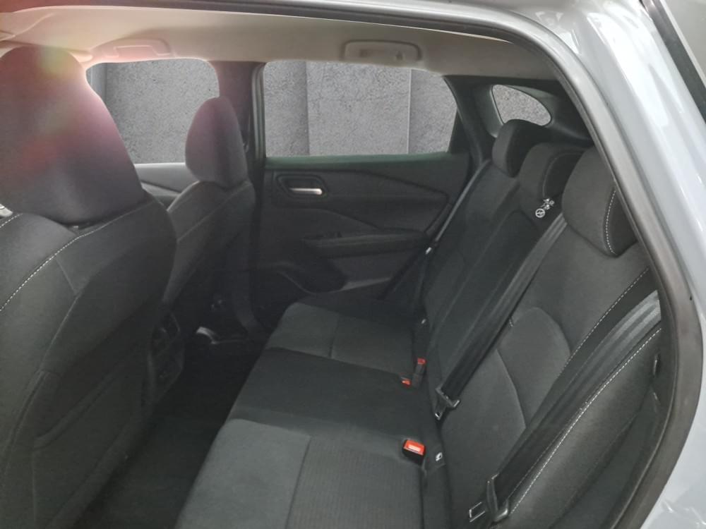 Nissan Qashqai 1.3T Acenta Xtronic 2-Tone