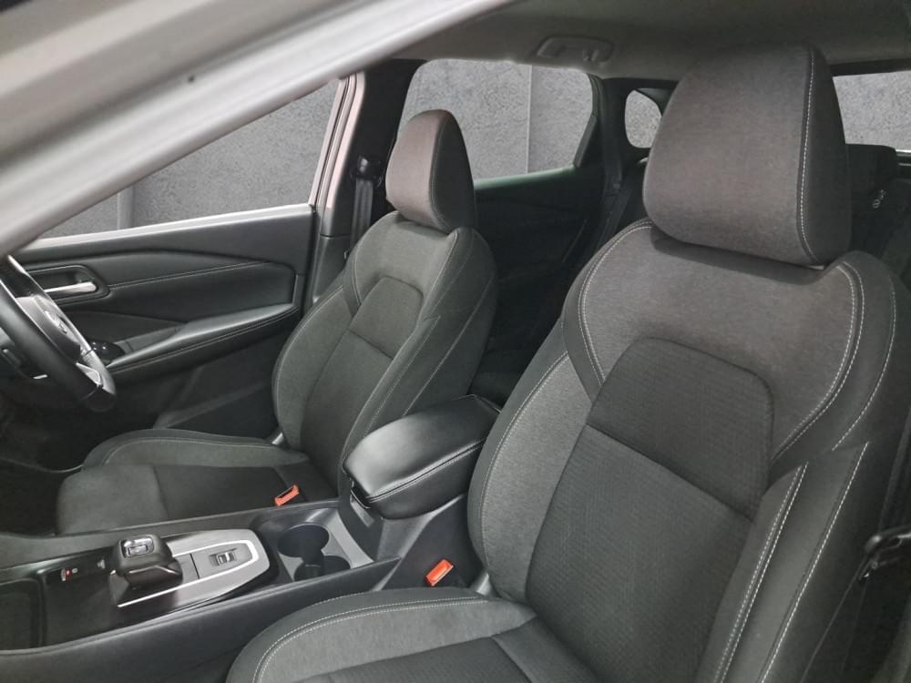 Nissan Qashqai 1.3T Acenta Xtronic 2-Tone