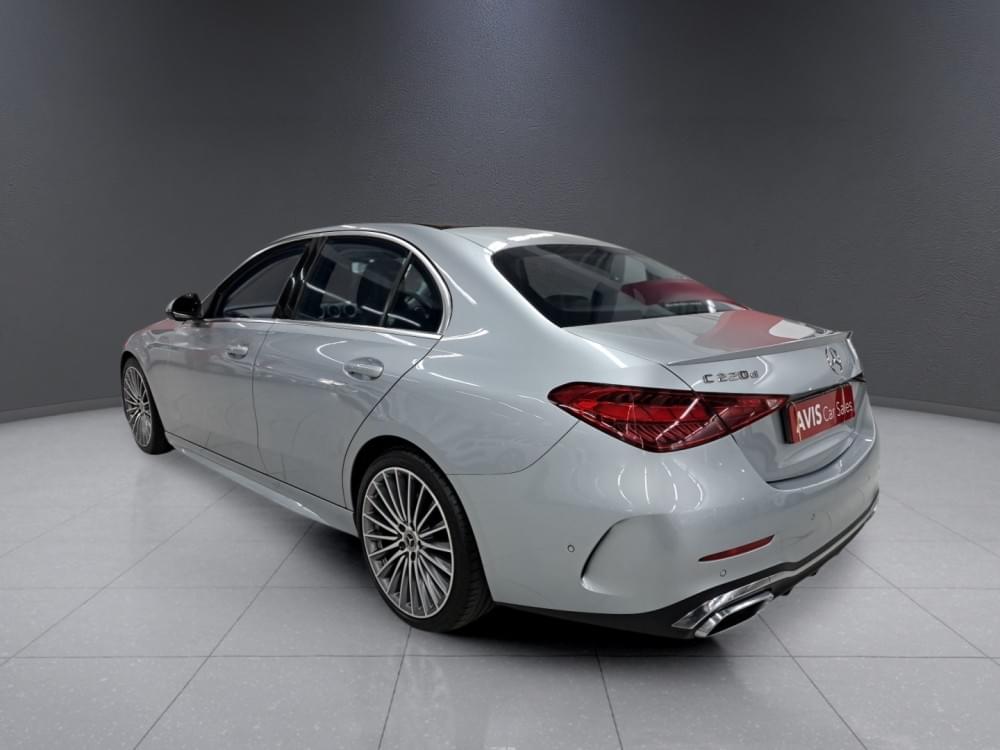 Mercedes Benz C-Class Sedan 220D