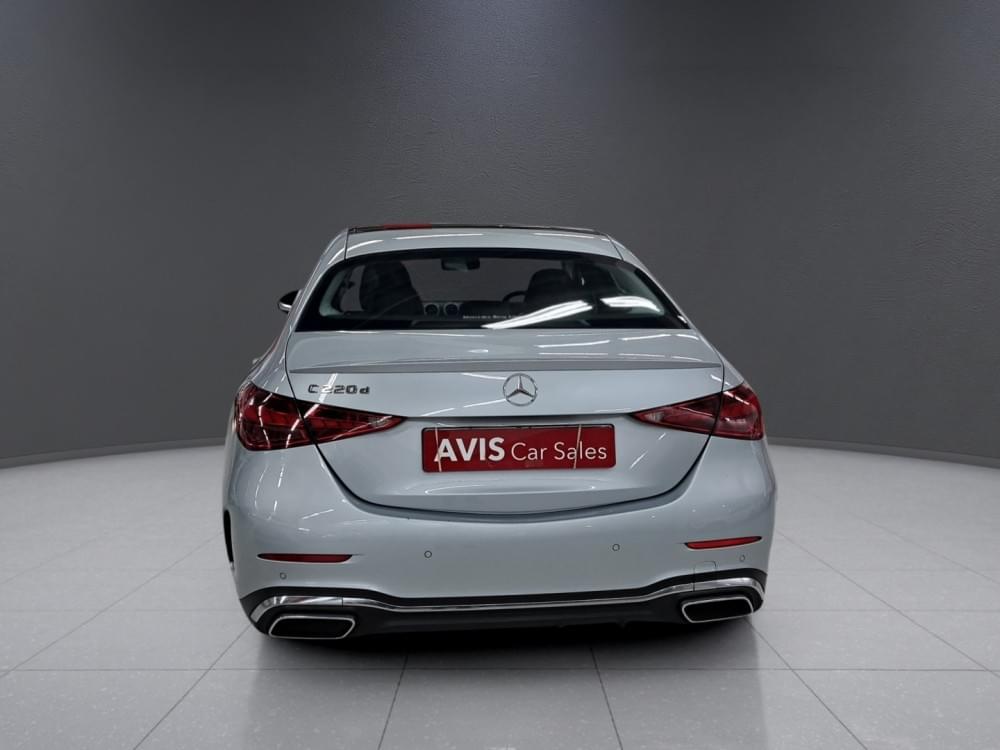 Mercedes Benz C-Class Sedan 220D