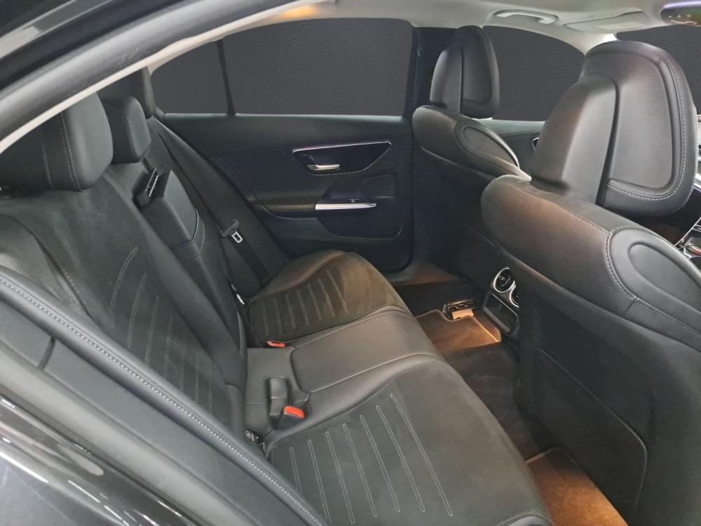 Mercedes Benz N/A 220D