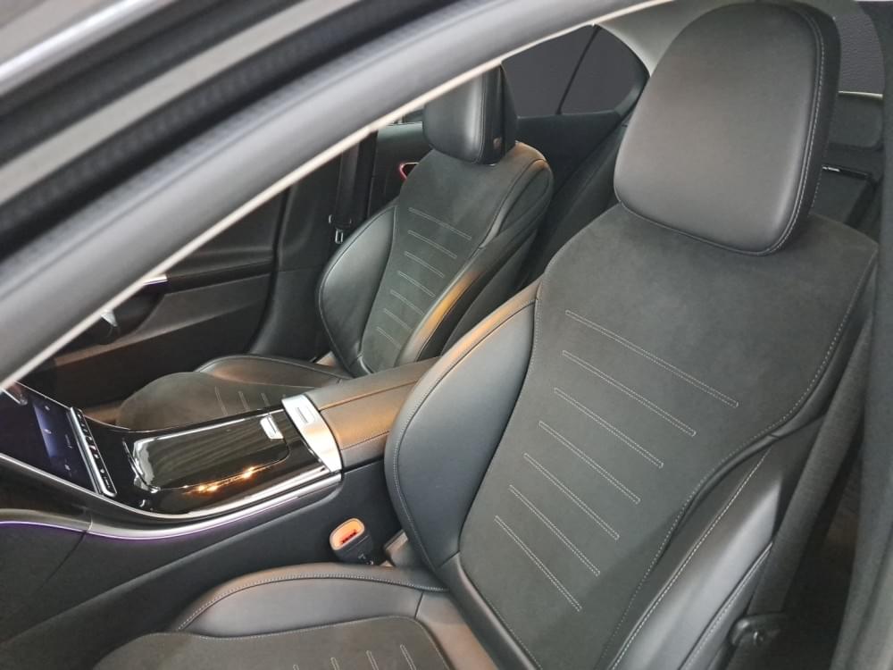 Mercedes Benz N/A 220D