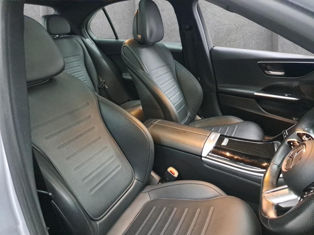 Mercedes Benz C-Class Sedan 200