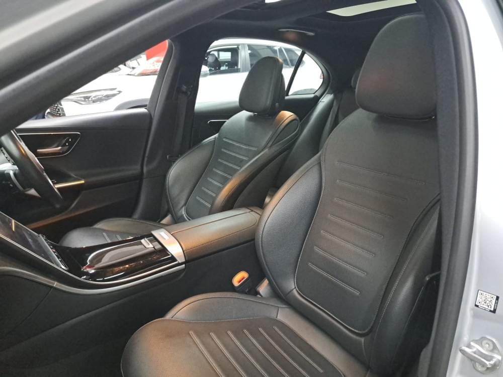 Mercedes Benz C-Class Sedan 200