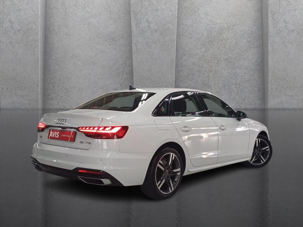 Audi A4 Sedan 35 Tfsi S Tronic Advanced