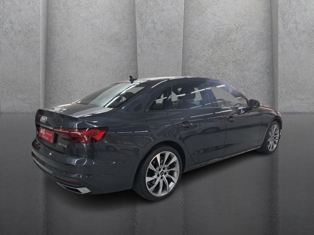 Audi A4 Sedan 35 Tfsi S Tronic Advanced