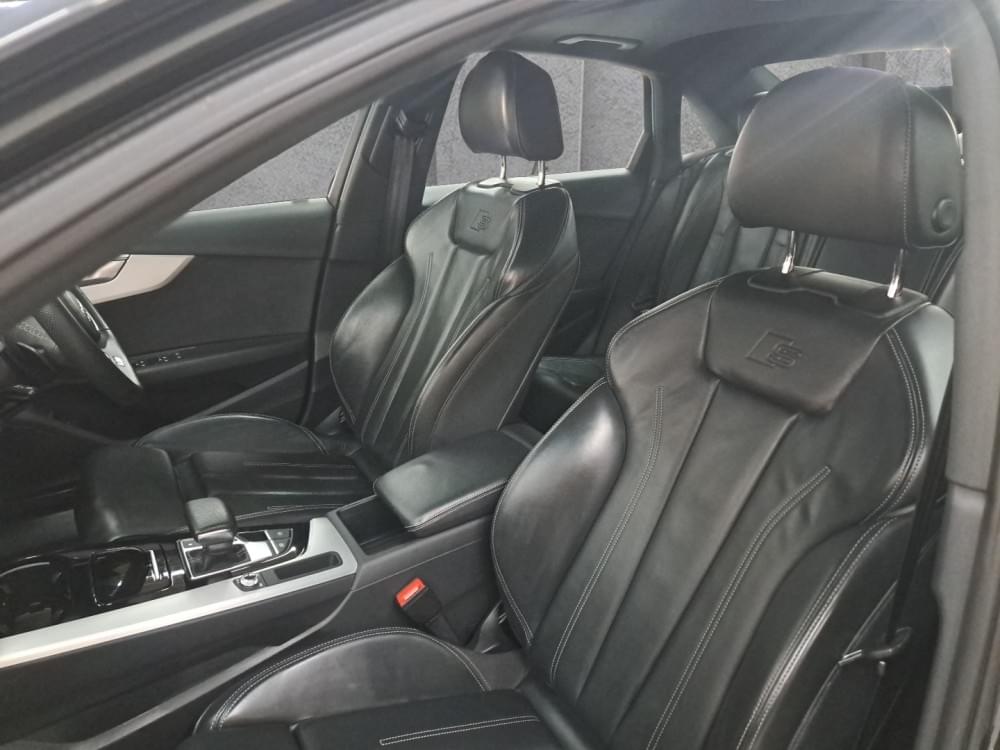 Audi A4 Sedan 35 Tfsi S Tronic Advanced
