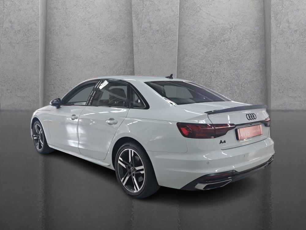 Audi A4 Sedan 35 Tfsi S Tronic Advanced