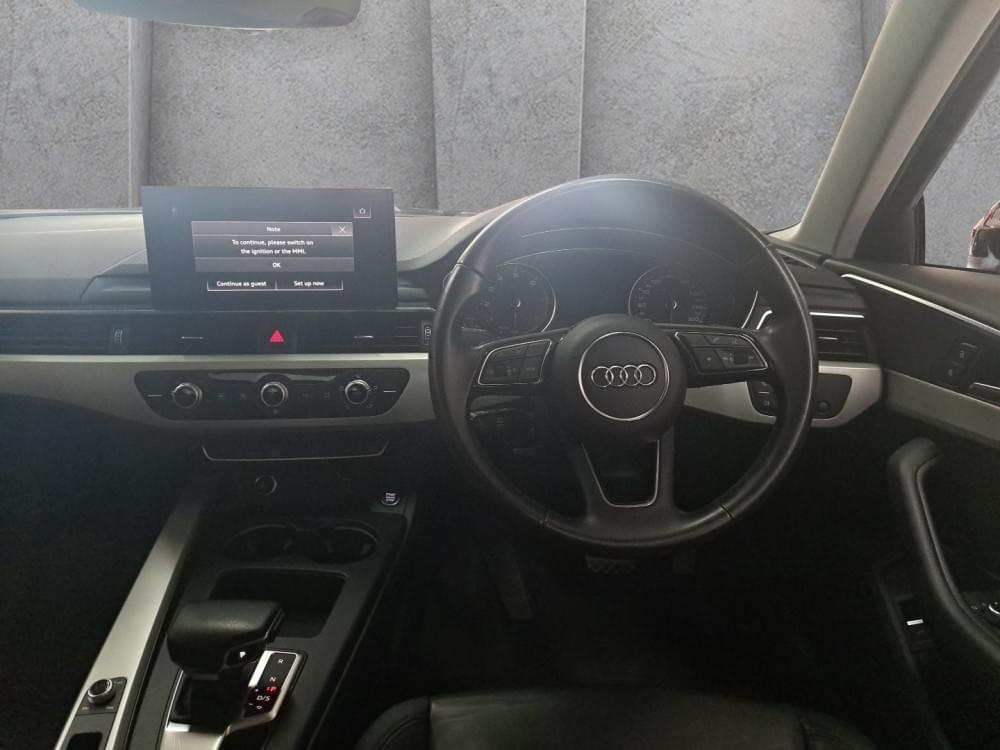 Audi A4 Sedan 35 Tfsi S Tronic Advanced