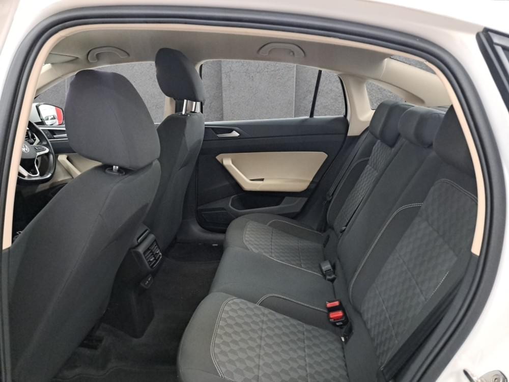 Volkswagen Polo Sedan 1.6 Life Tiptronic