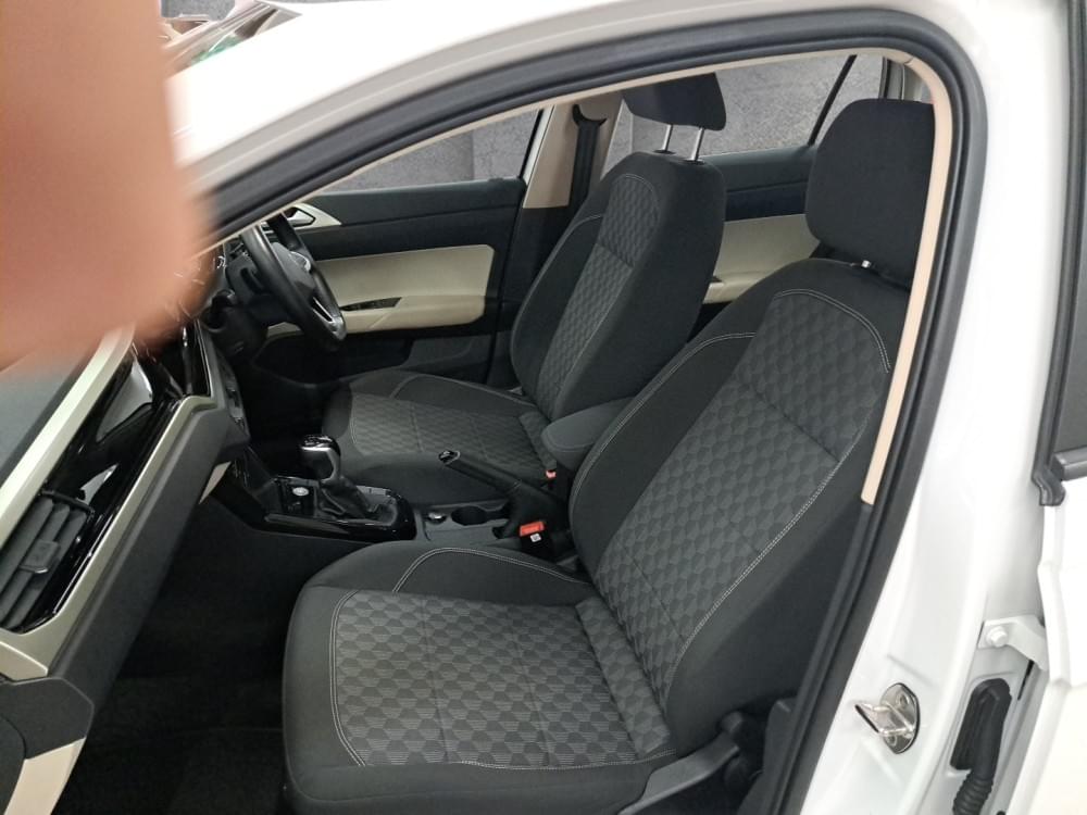 Volkswagen Polo Sedan 1.6 Life Tiptronic