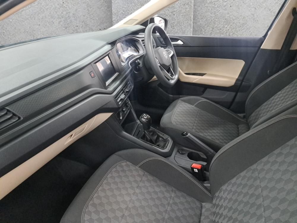 Volkswagen N/A 1.6 Base