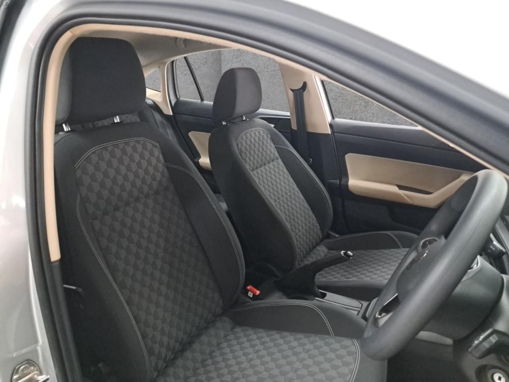 Volkswagen Polo Sedan 1.6 Tiptronic