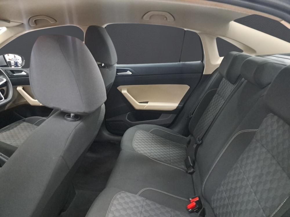 Volkswagen Polo Sedan 1.6 Base