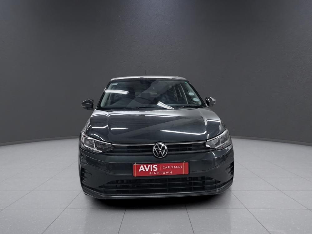 Volkswagen Polo Sedan 1.6 Base