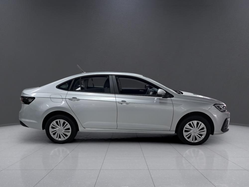 Volkswagen Polo Sedan 1.6 Base