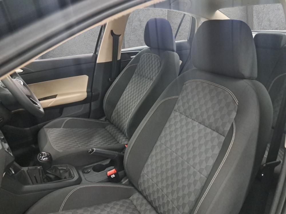 Volkswagen Polo Sedan 1.6 Base