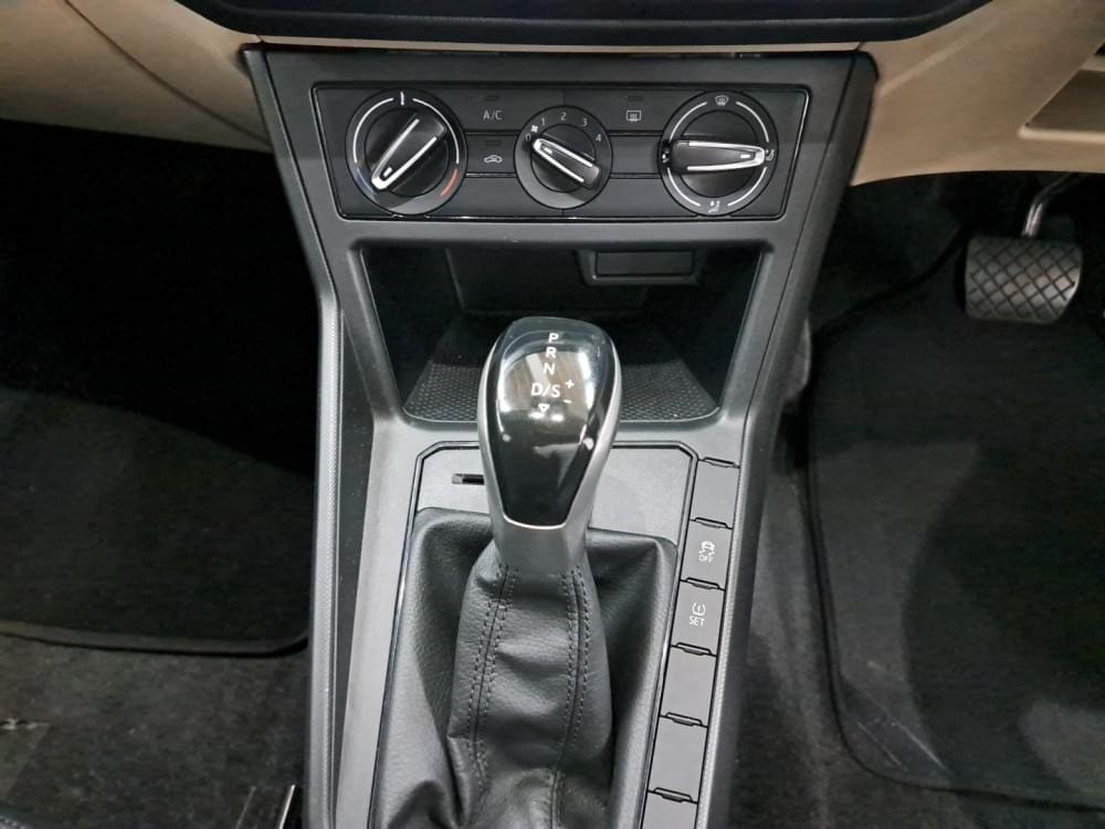 Volkswagen N/A 1.6 Tiptronic