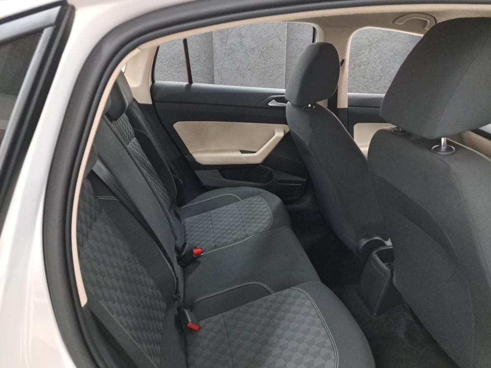 Volkswagen Polo Sedan 1.6 Tiptronic