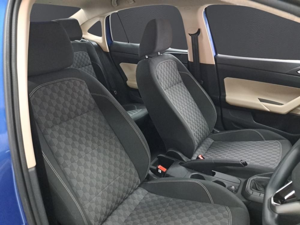 Volkswagen Polo Sedan 1.6 Tiptronic