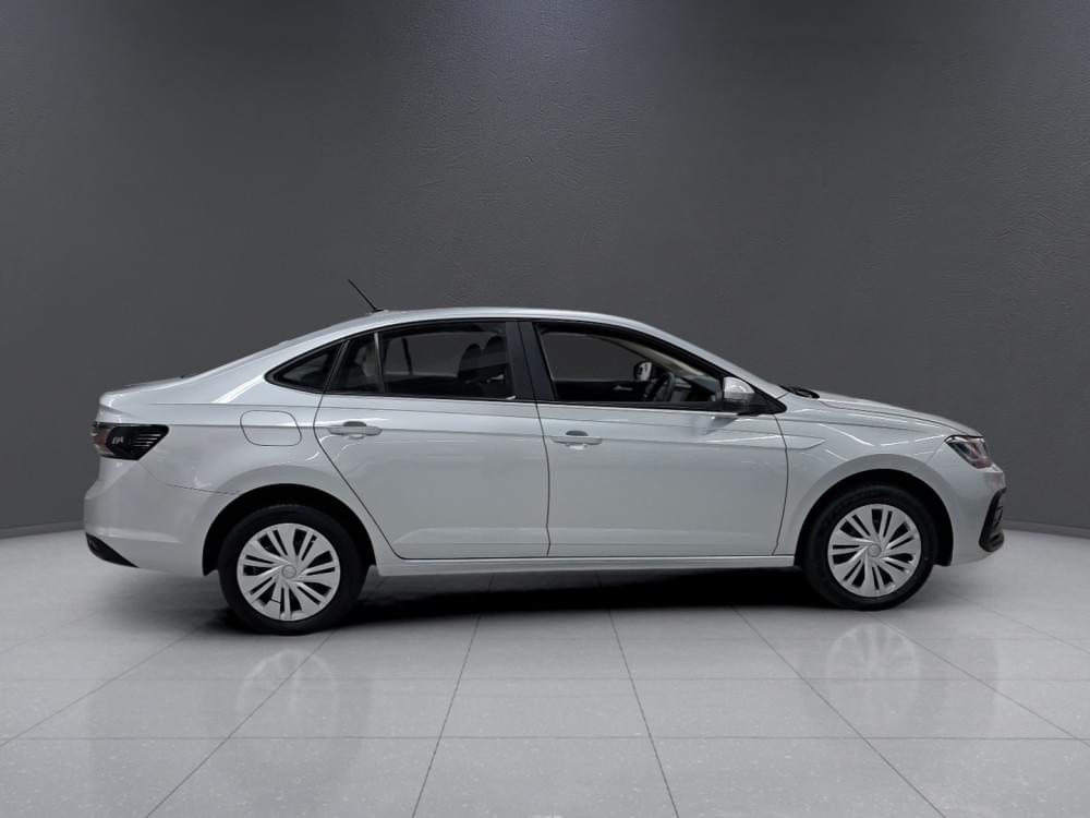 Volkswagen Polo Sedan 1.6 Base