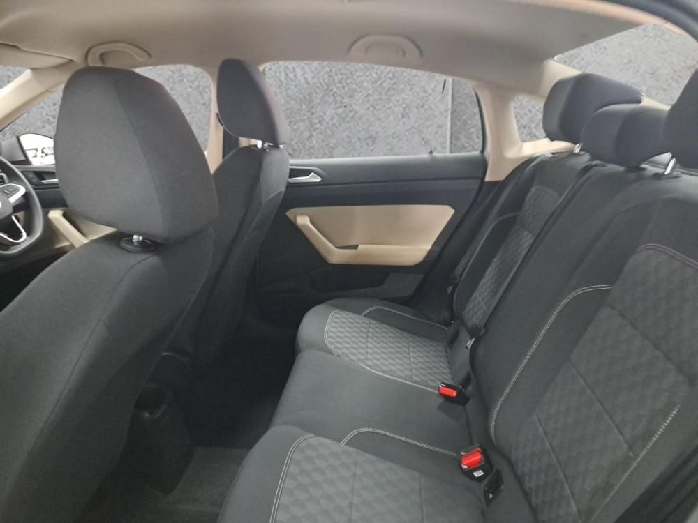 Volkswagen Polo Sedan 1.6 Tiptronic
