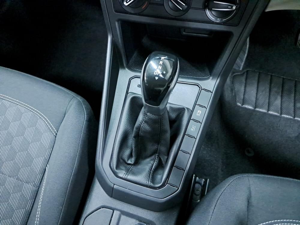 Volkswagen Polo Sedan 1.6 Tiptronic