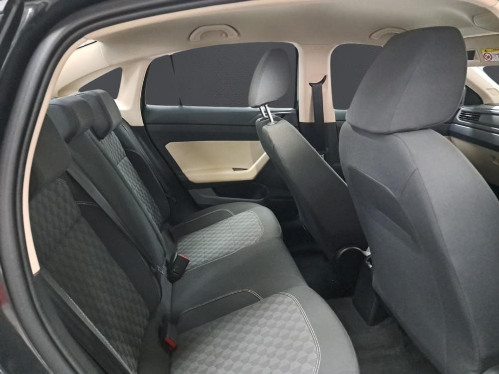 Volkswagen Polo Sedan 1.6 Tiptronic