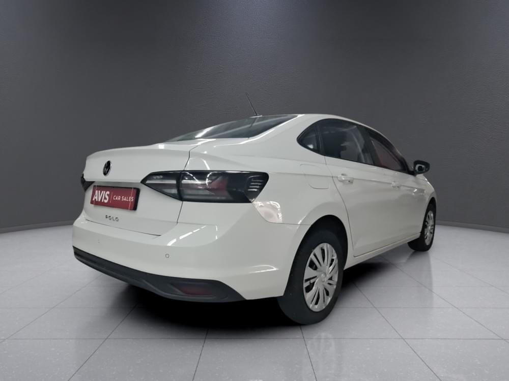 Volkswagen Polo Sedan 1.6 Base