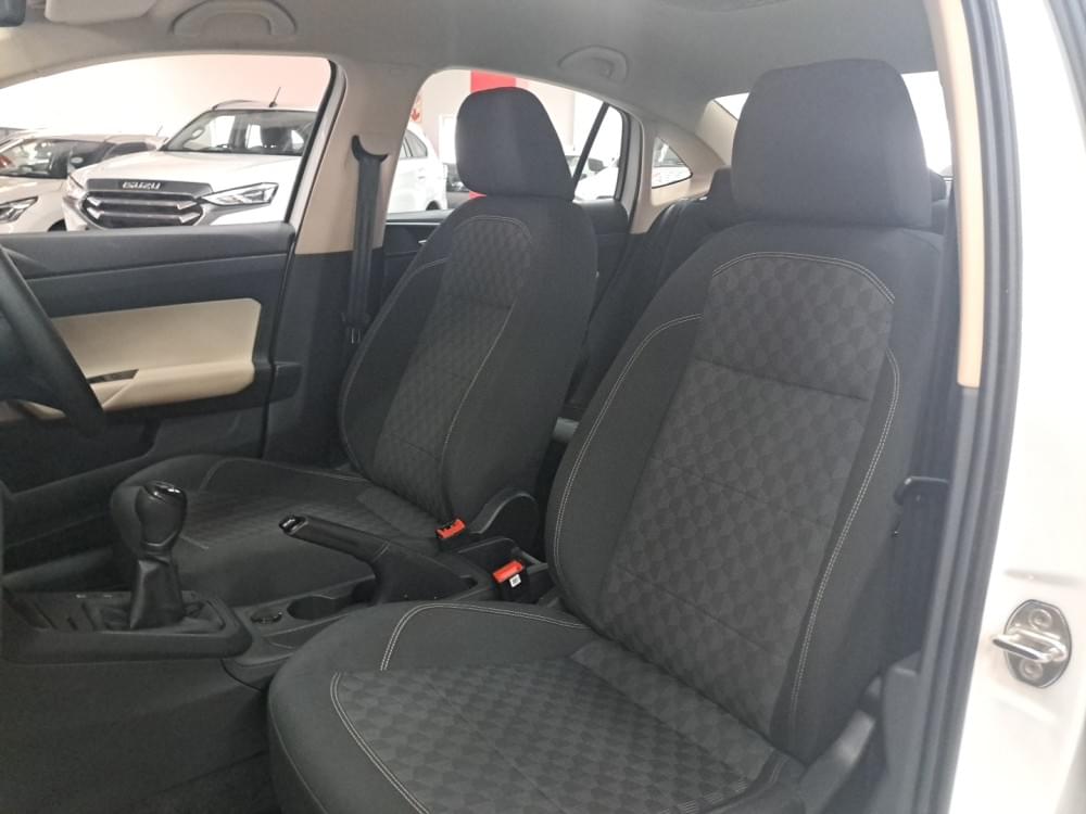 Volkswagen Polo Sedan 1.6 Base