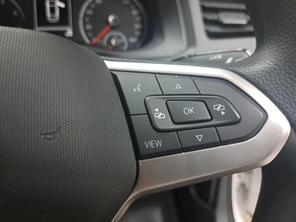 Volkswagen Polo Sedan 1.6 Base