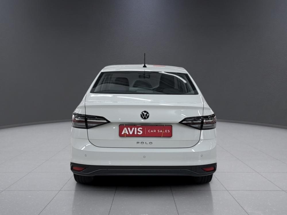Volkswagen Polo Sedan 1.6 Base
