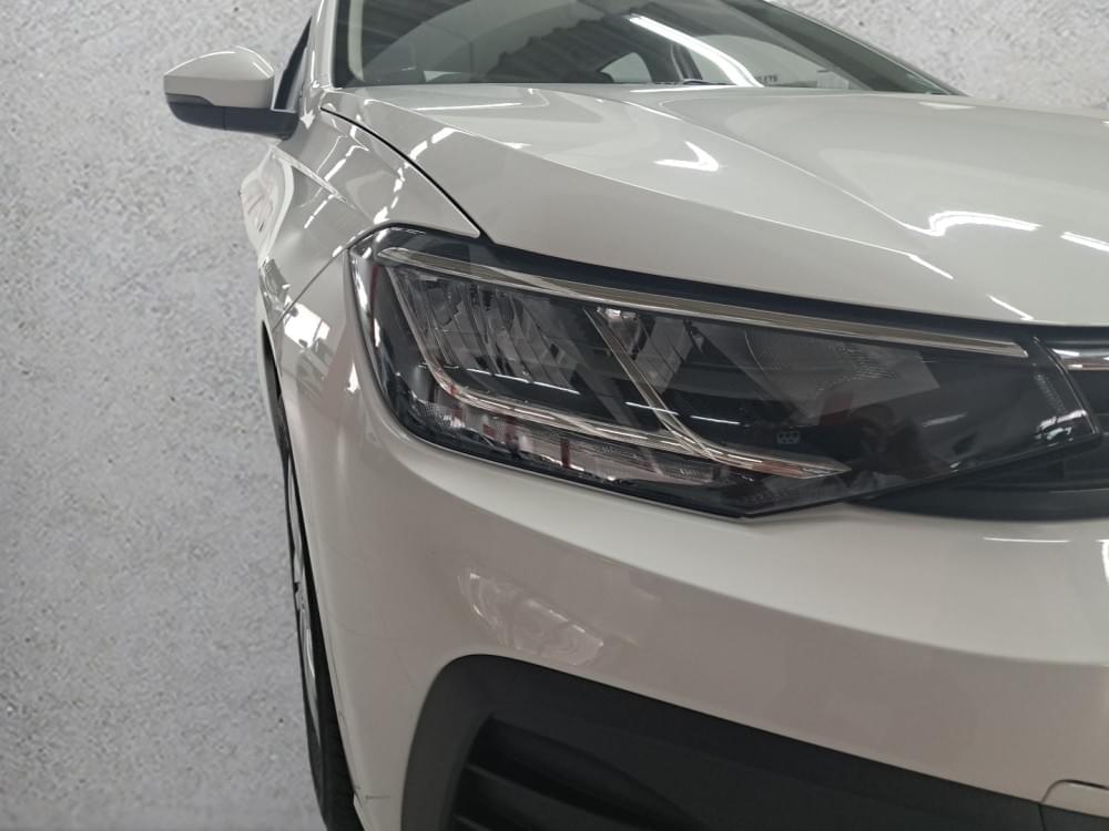 Volkswagen Polo Sedan 1.6 Base