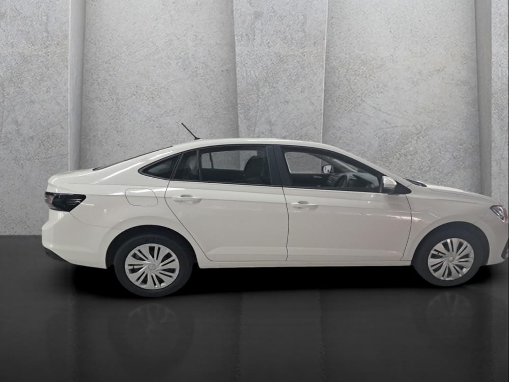 Volkswagen Polo Sedan 1.6 Base