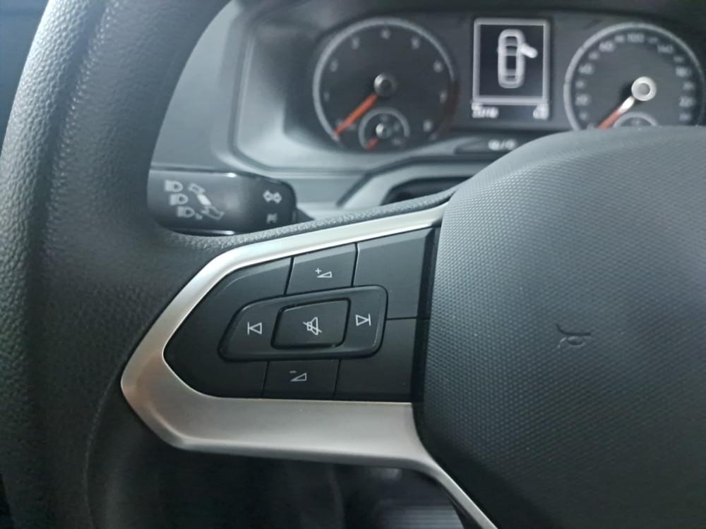 Volkswagen Polo Sedan 1.6 Base