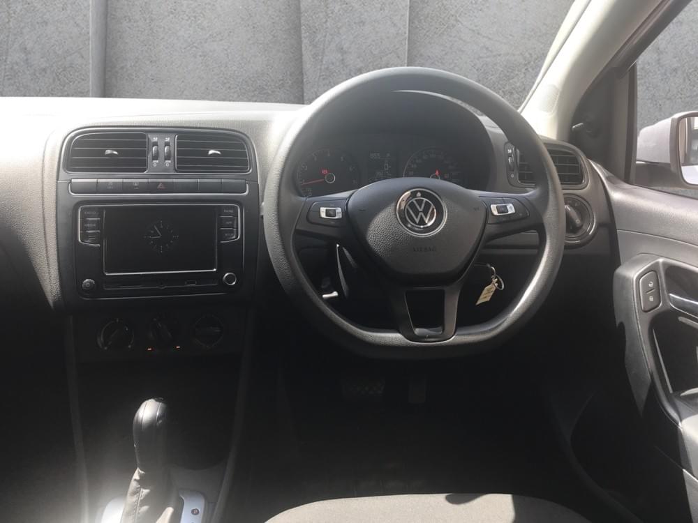 Volkswagen Polo Vivo Hatch 1.6 Comfortline Tiptronic