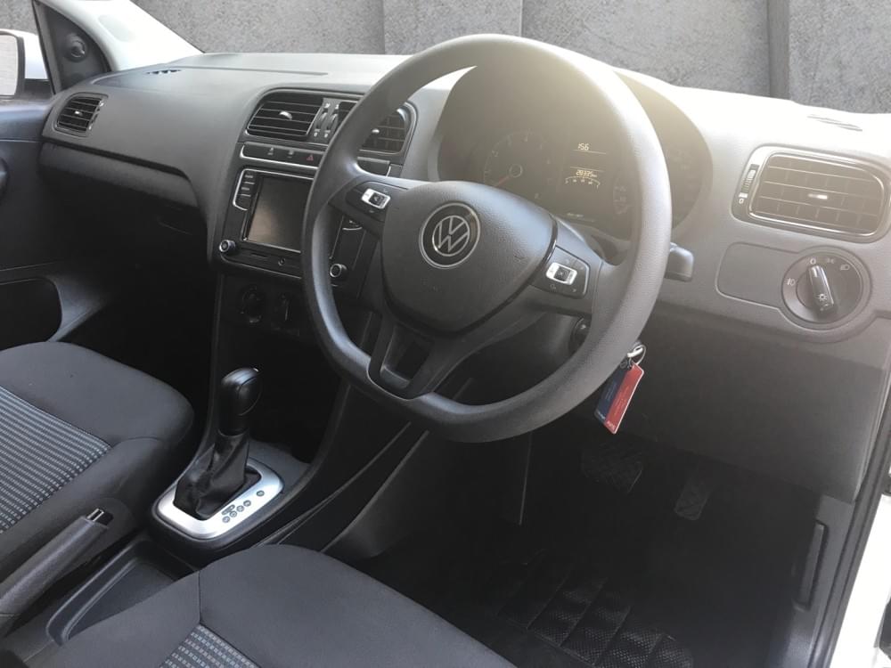 Volkswagen Polo Vivo Hatch 1.6 Comfortline Tiptronic