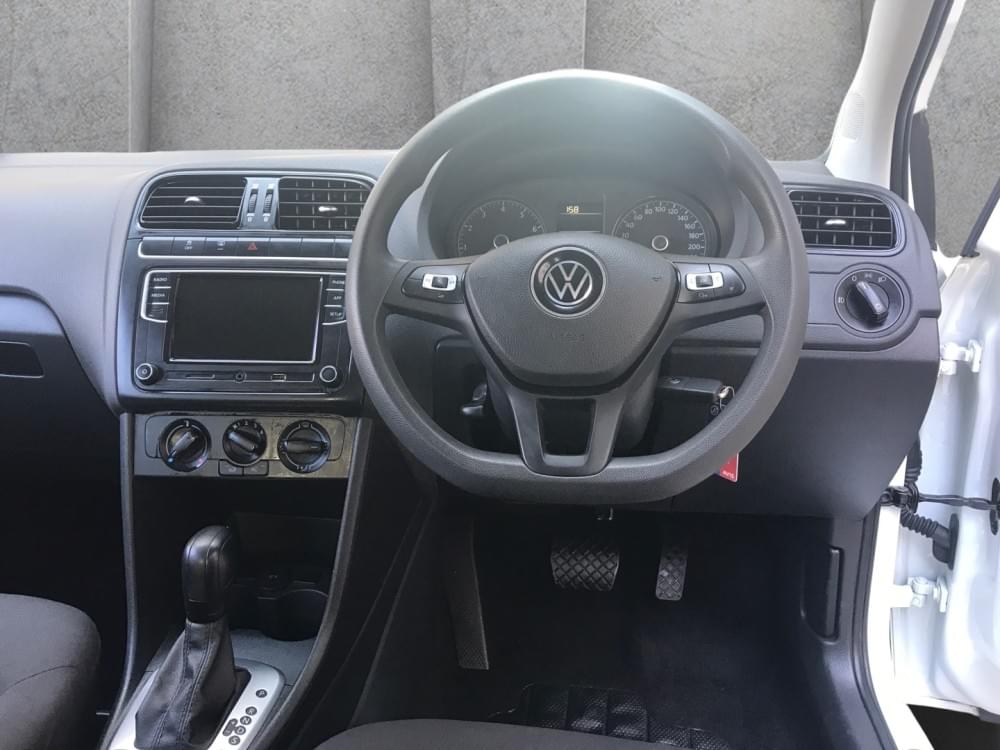 Volkswagen Polo Vivo Hatch 1.6 Comfortline Tiptronic
