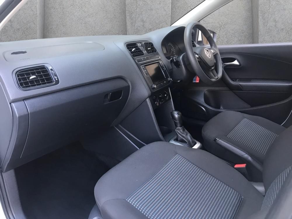 Volkswagen Polo Vivo Hatch 1.6 Comfortline Tiptronic