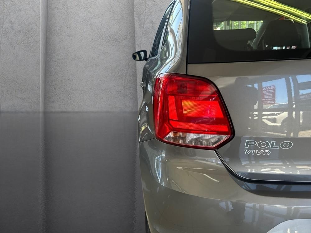 Volkswagen Polo Vivo Hatch 1.6 Comfortline Tiptronic