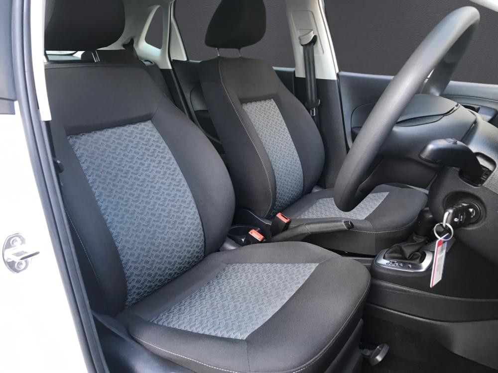 Volkswagen Polo Vivo Hatch 1.6 Life