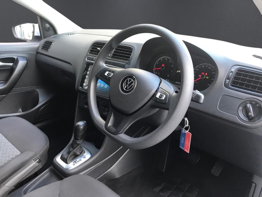 Volkswagen Polo Vivo Hatch 1.6 Life