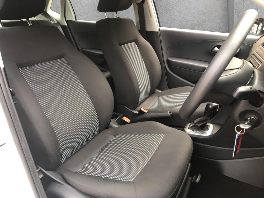 Volkswagen Polo Vivo Hatch 1.6 Comfortline Tiptronic