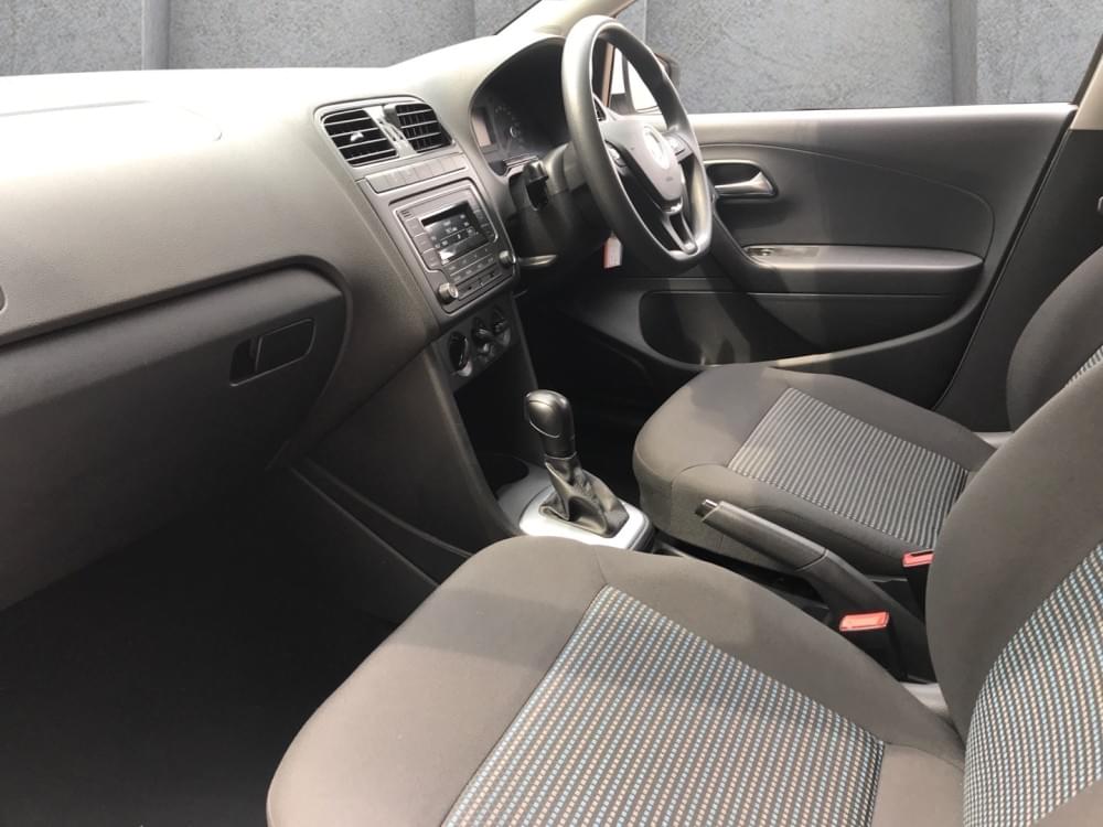 Volkswagen Polo Vivo Hatch 1.6 Comfortline Tiptronic