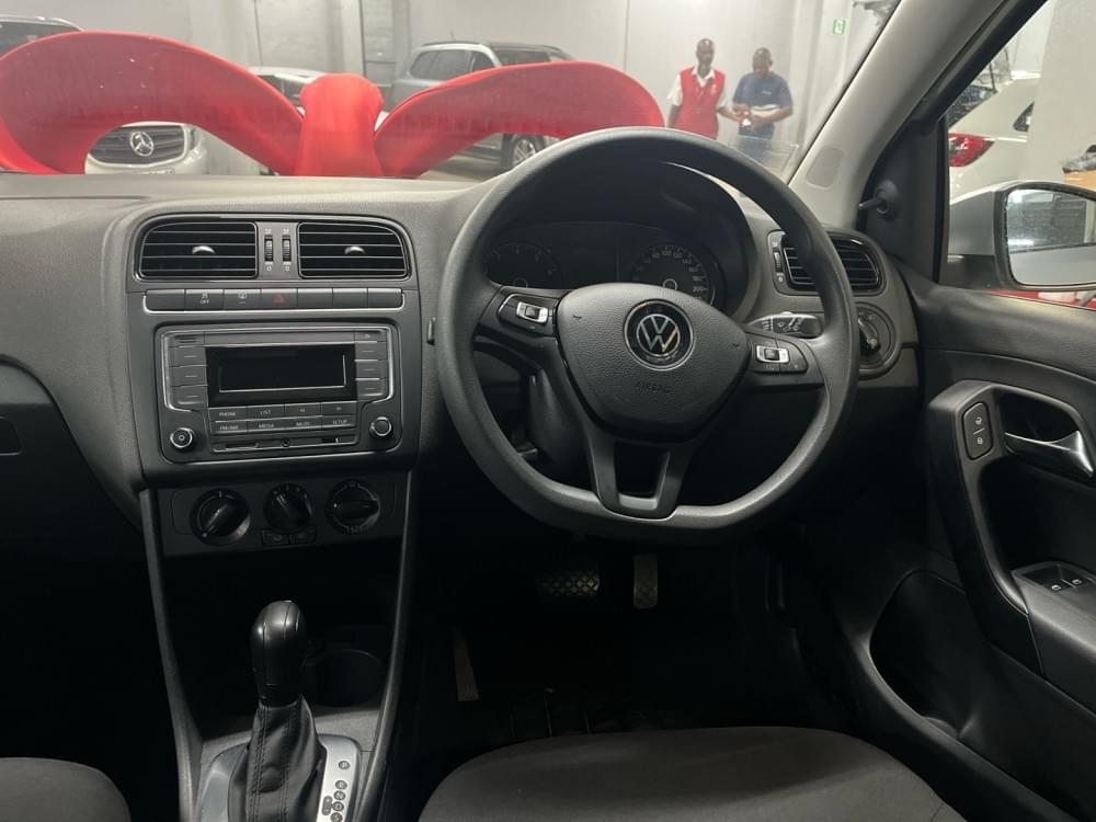 Volkswagen Polo Vivo Hatch 1.6 Comfortline Tiptronic
